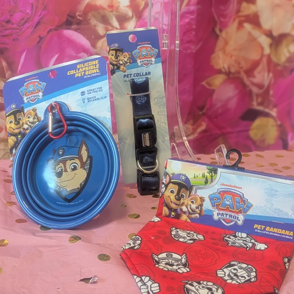 Paw Patrol Pet Collar, Bowl, and Bandana Set